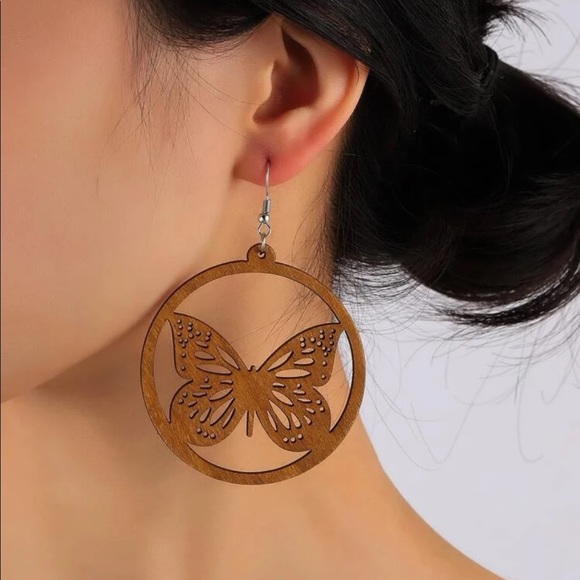 B2G1🦋Boho Wooden Butterfly Earrings | Hollow Out | Laser Cut | Statement 🤎 - Picture 4 of 8